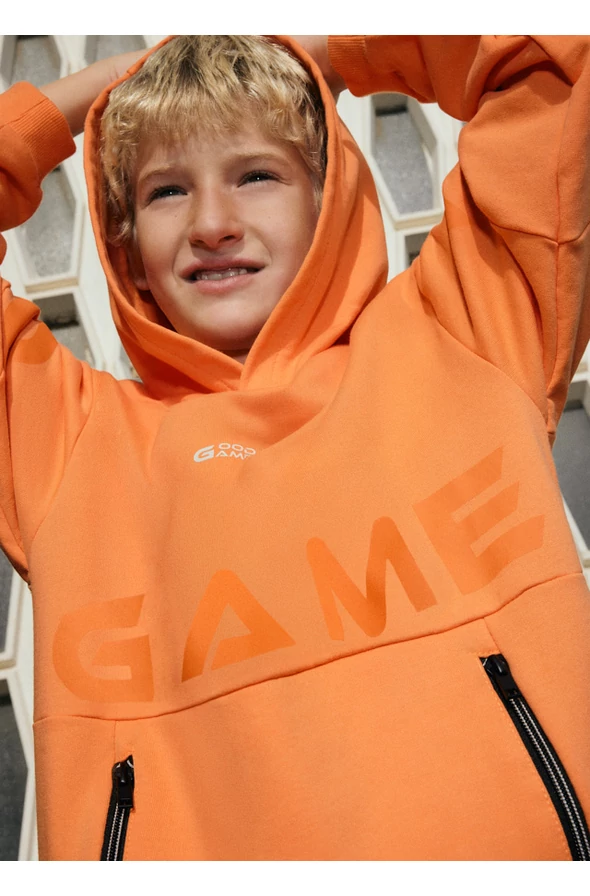 Kabátok és pulóverek