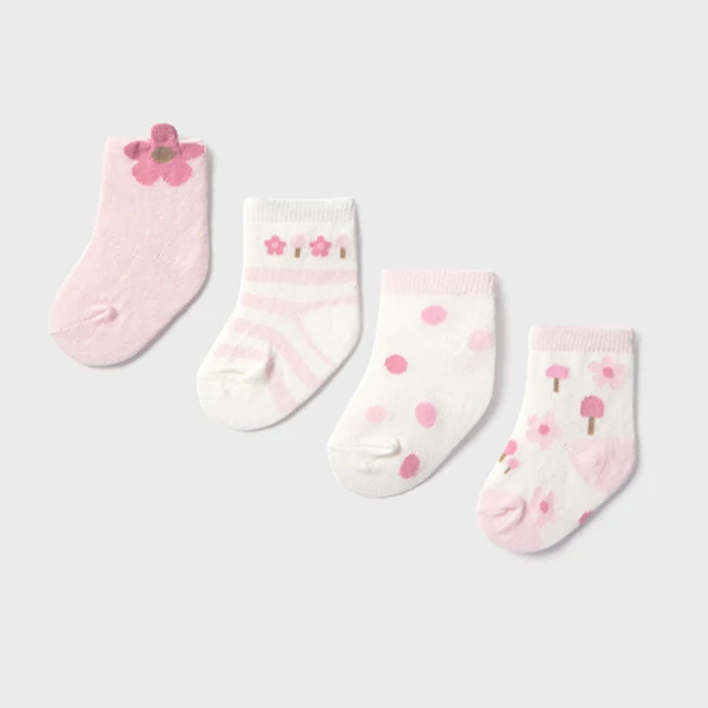 Mayoral 4 darabos zokni szett díszdobozban 2025 TÉL