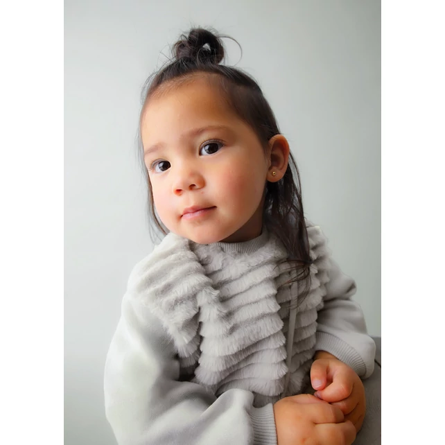 Mayoral pihe-puha szőrmés pamutruha kistáskával 2025 TÉL Mayoral pihe-puha szőrmés pamutruha kistáskával 2025 TÉL