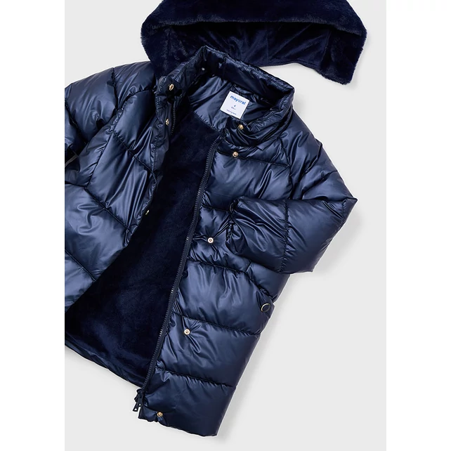 Mayoral hosszú fazonú szőrmés télikabát levehető kapucnival 2025 TÉL Mayoral hosszú fazonú szőrmés télikabát levehető kapucnival 2025 TÉL