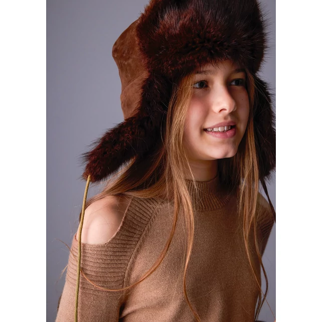 Mayoral vállain kivágott kötött pulóver 2025 TÉL Mayoral vállain kivágott kötött pulóver 2025 TÉL