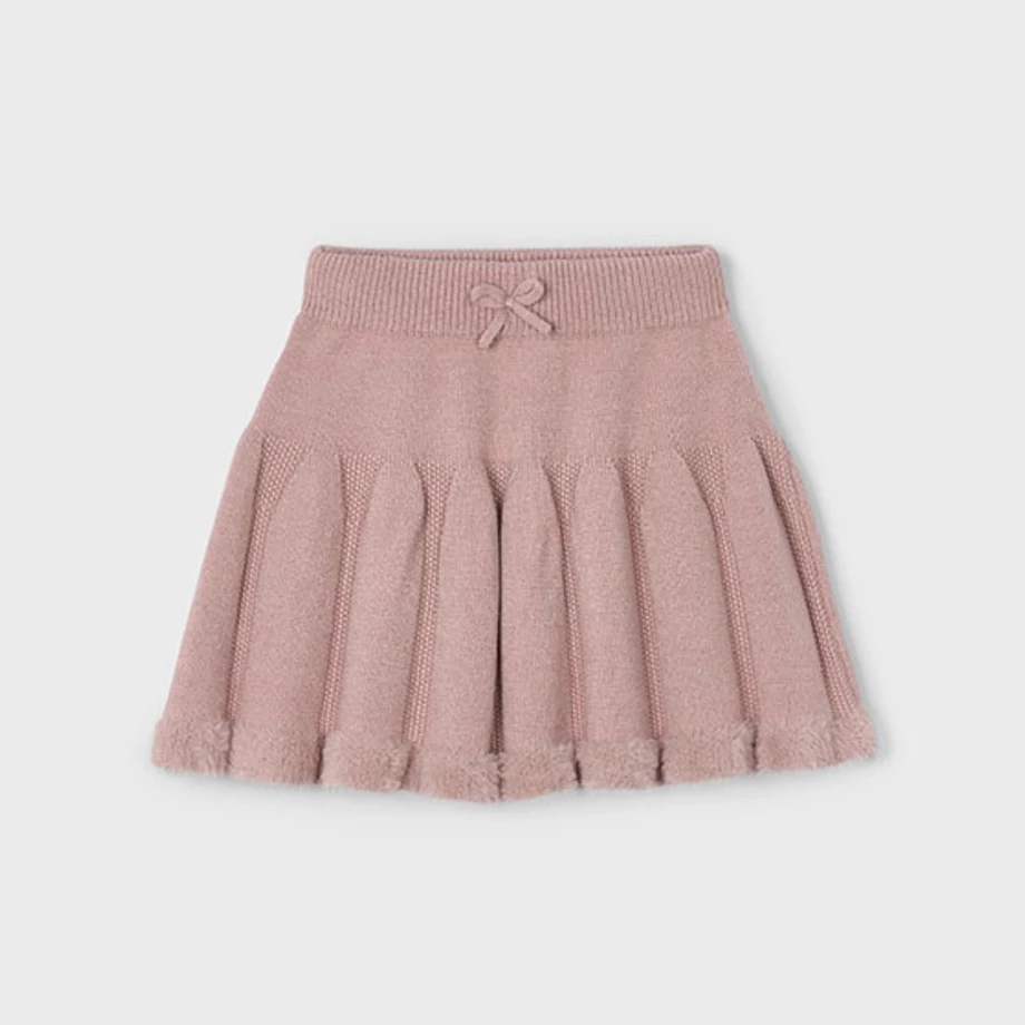 Mayoral pihe-puha kötött szoknya szőrme díszítéssel 2025 TÉL Mayoral pihe-puha kötött szoknya szőrme díszítéssel 2025 TÉL